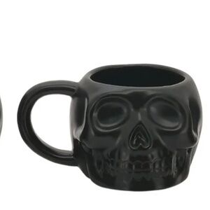 Black Skull Mug